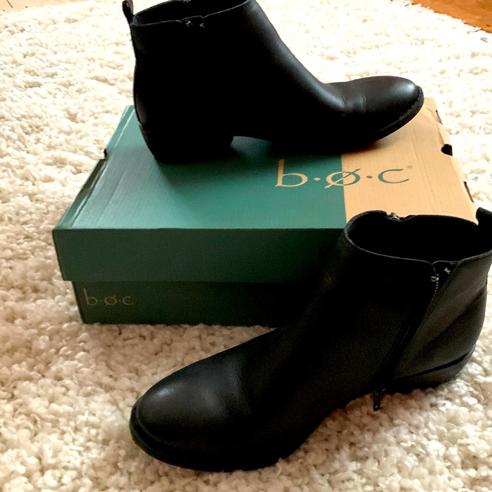 Black leather BOC Bootie. Size 8.5